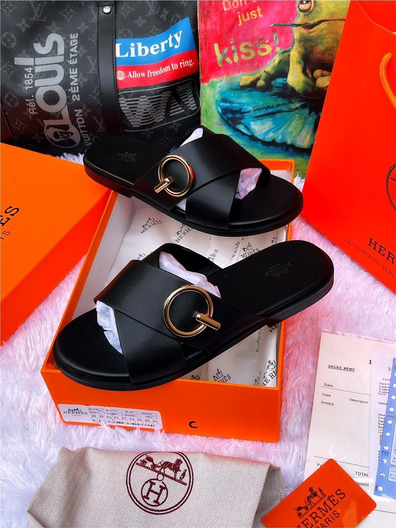 Black Leather Men’s Slippers Black Leather Men’s Slippers