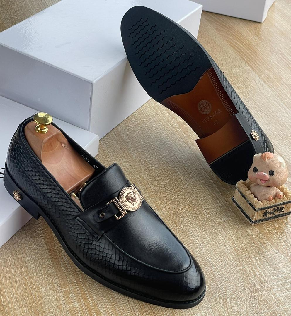Black Snake-Texture Leather Loafers Black Snake-Texture Leather Loafers