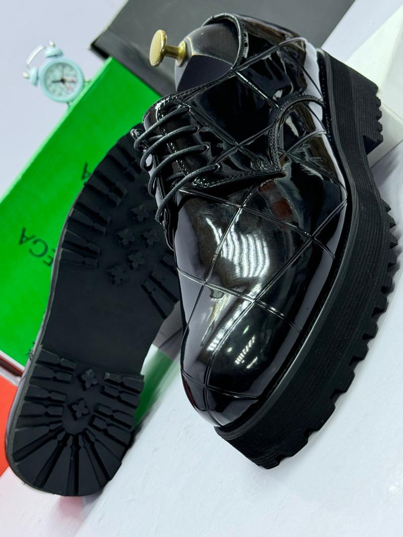 Bottega Veneta-Style Black Quilted Derby Shoes Bottega Veneta-Style Black Quilted Derby Shoes