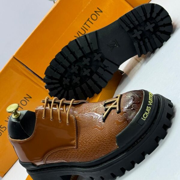Brown Patterned Derby Shoes