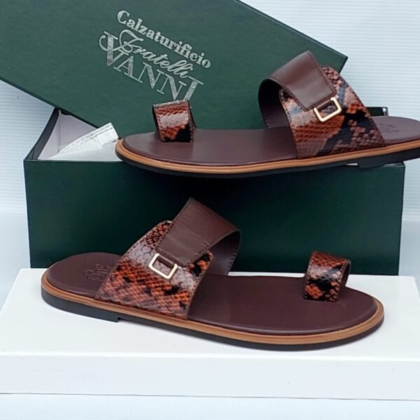 Calzaturifici Fratelli Vanni Italian Leather Toe-Loop Sandals