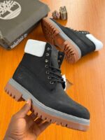 Classic Boots with Padded Black Collar