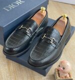 Crocodile-Embossed Men’s Loafers 1