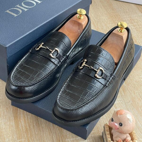 Crocodile-Embossed Men’s Loafers 1