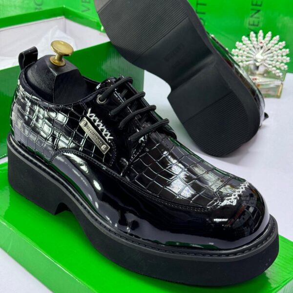 Crocodile-Embossed Patent Leather Derby Shoes