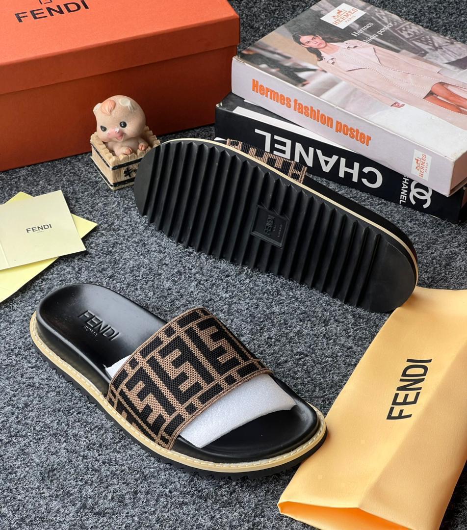 Fendi FF-Logo Printed Men’s Slides Fendi FF-Logo Printed Men’s Slides