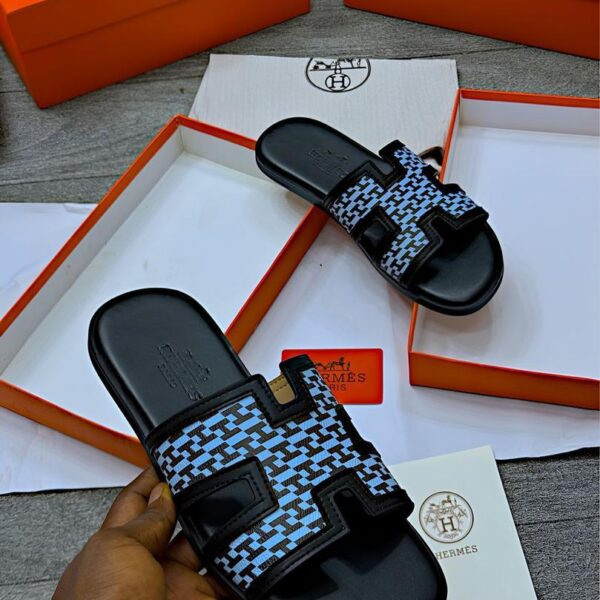 Hermès Blue & Black Pattern Men’s Slippers