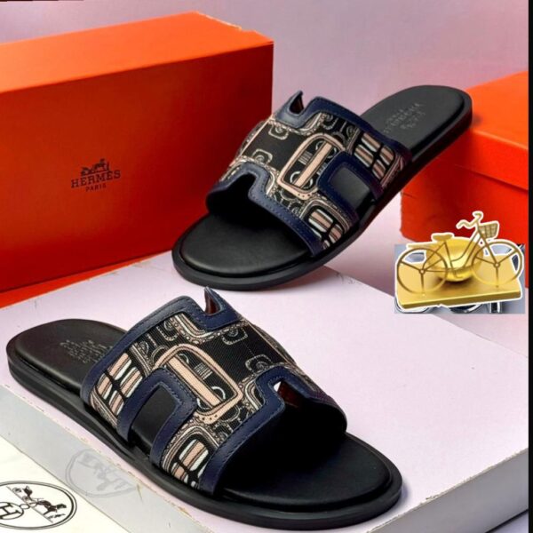 Hermès Printed Strap Sandals
