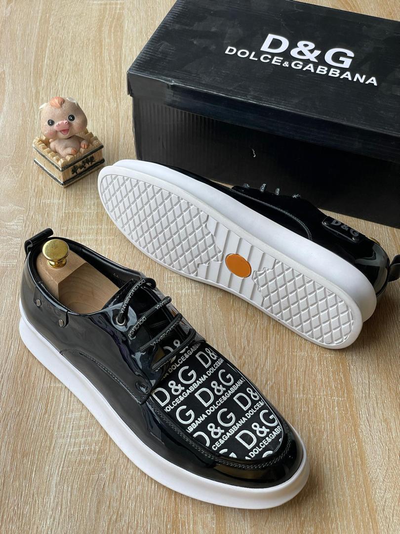 Hybrid Dress Streetwear Logo Sneakers Hybrid Dress Streetwear Logo Sneakers
