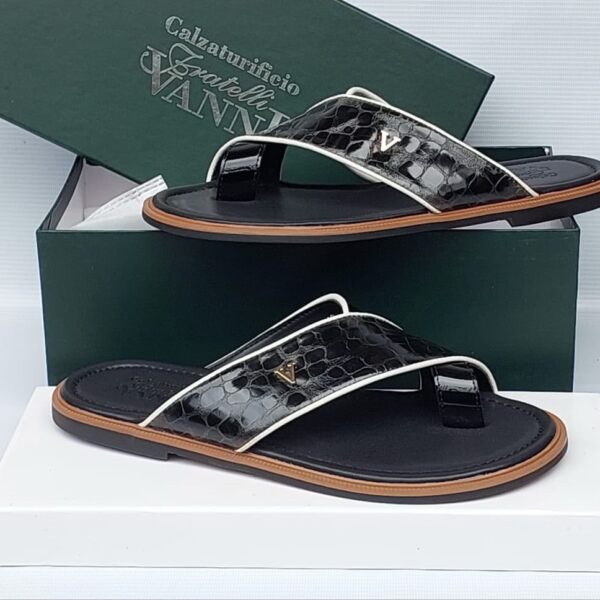 Italian Leather Toe-Loop Sandals