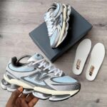 New Balance 2000 Sneakers
