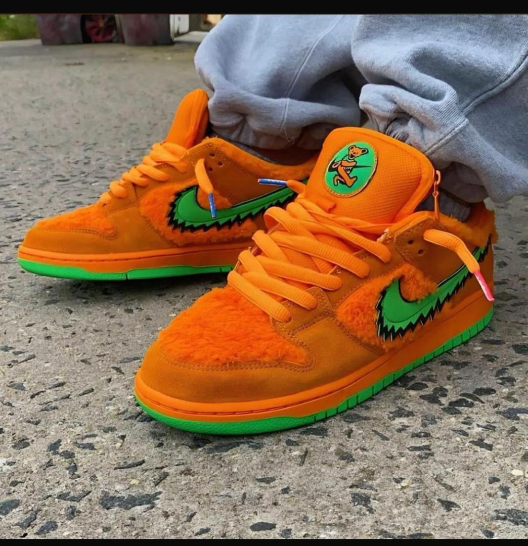 Nike SB Dunk Low “Grateful Dead Bears” Nike SB Dunk Low “Grateful Dead Bears”