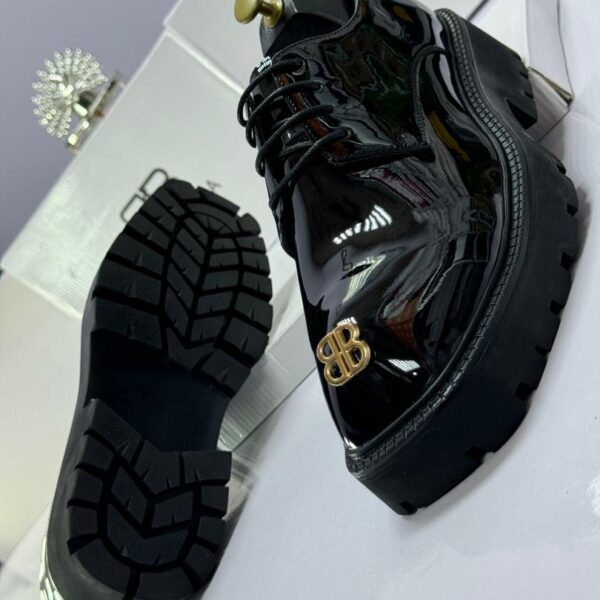 Paris Black Leather Shoes with Gold BB Logo