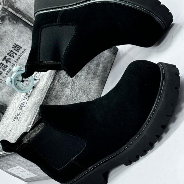 SIMANLAN Black Suede Chelsea Boots