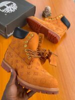 Timberland Grey Suede Boots - Image 2