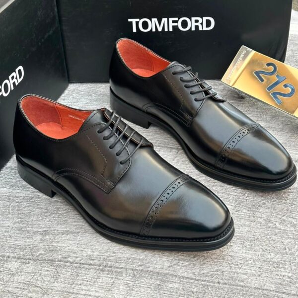 Tom Ford Black Leather Cap-Toe Derby Shoes