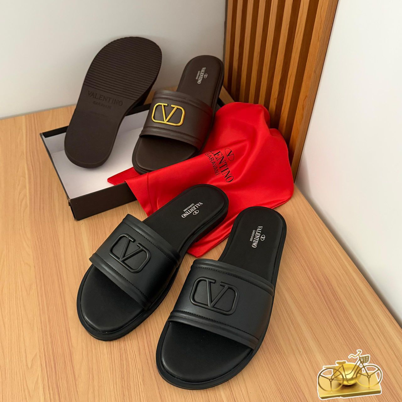 Valentino Garavani VLogo Sandals Valentino Garavani VLogo Sandals