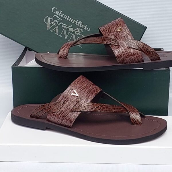 Vanni Fratelli Brown Textured Leather Palm Slippers