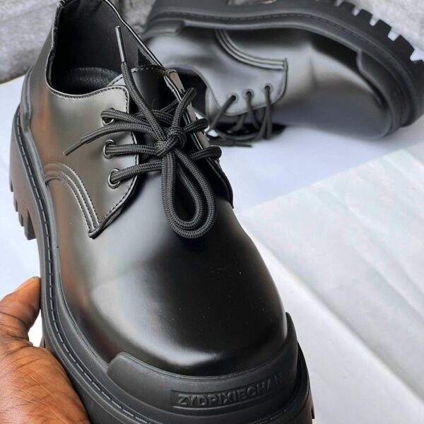 Zydpixiechan Black Lace-Up Shoes