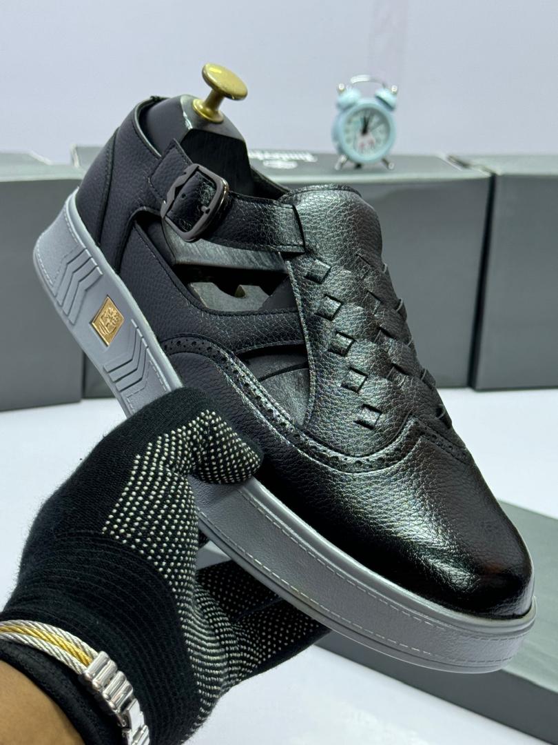Black Woven Leather Sandals with Buckle Strap Black Woven Leather Sandals with Buckle Strap