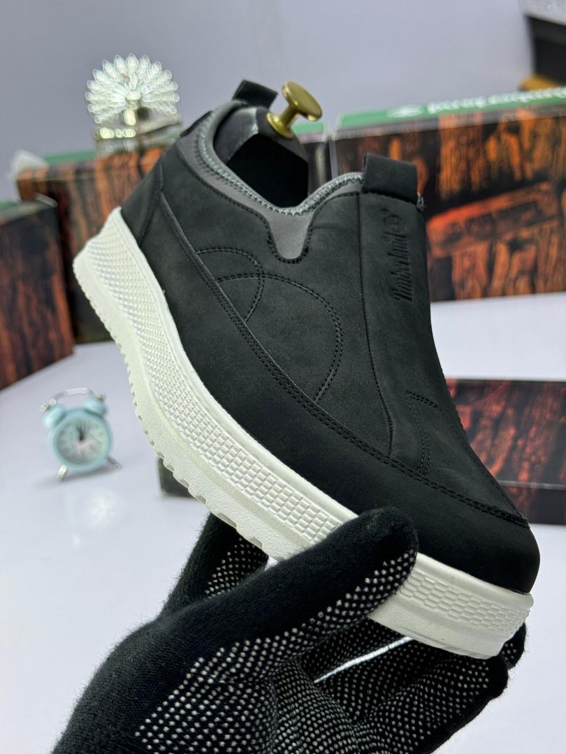Men's Black Leather Slip-On Sneakers Men's Black Leather Slip-On Sneakers