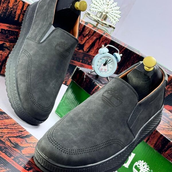 Men's Dark Gray Suede Flat Shoes