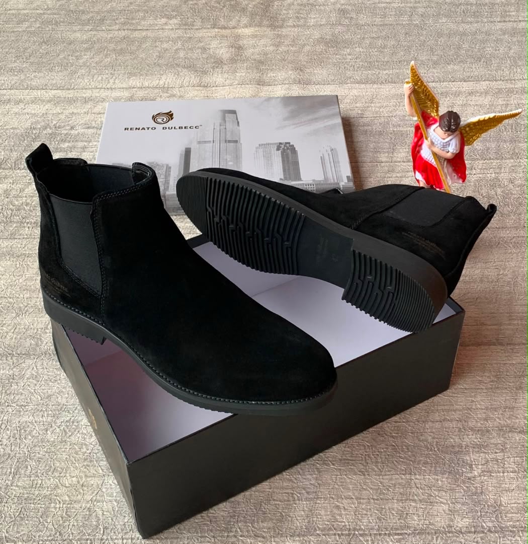 Renato Dulbecc Men’s Black Suede Chelsea Boots Renato Dulbecc Men’s Black Suede Chelsea Boots