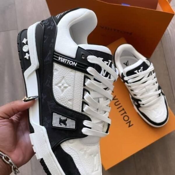 Louis Vuitton LV Trainer Sneakers