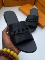 black flat sandals